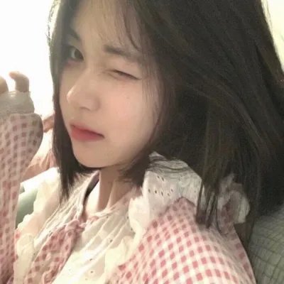 虾米小白鲸 海报